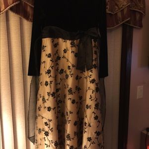 Girl formal dress size 16